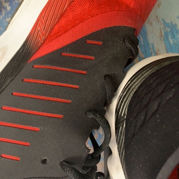 Under Armor Men’s Alethic Sneakers main image 4